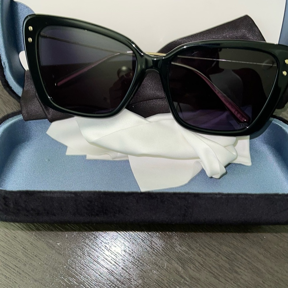 Christian Dior MissDior B51